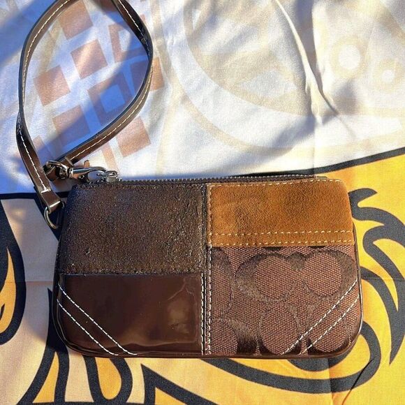Coach Patchwork Wristlet - ReVamped/Rehabbed - Picture 1 of 6